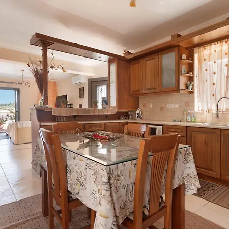 Apartament Lakis Superior