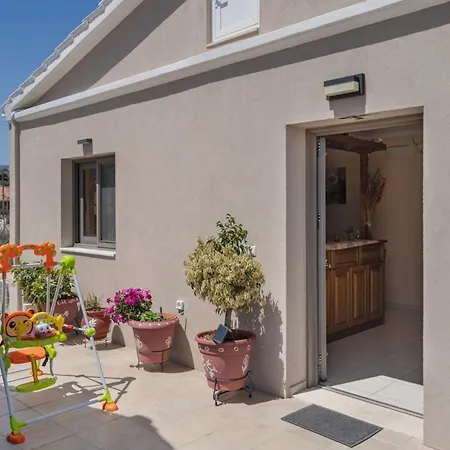 Lakis Superior Apartmán Spartokhórion