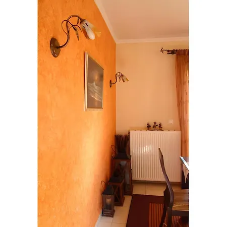 Lakis Superior Apartment