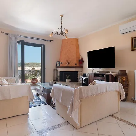 Lakis Superior Apartment